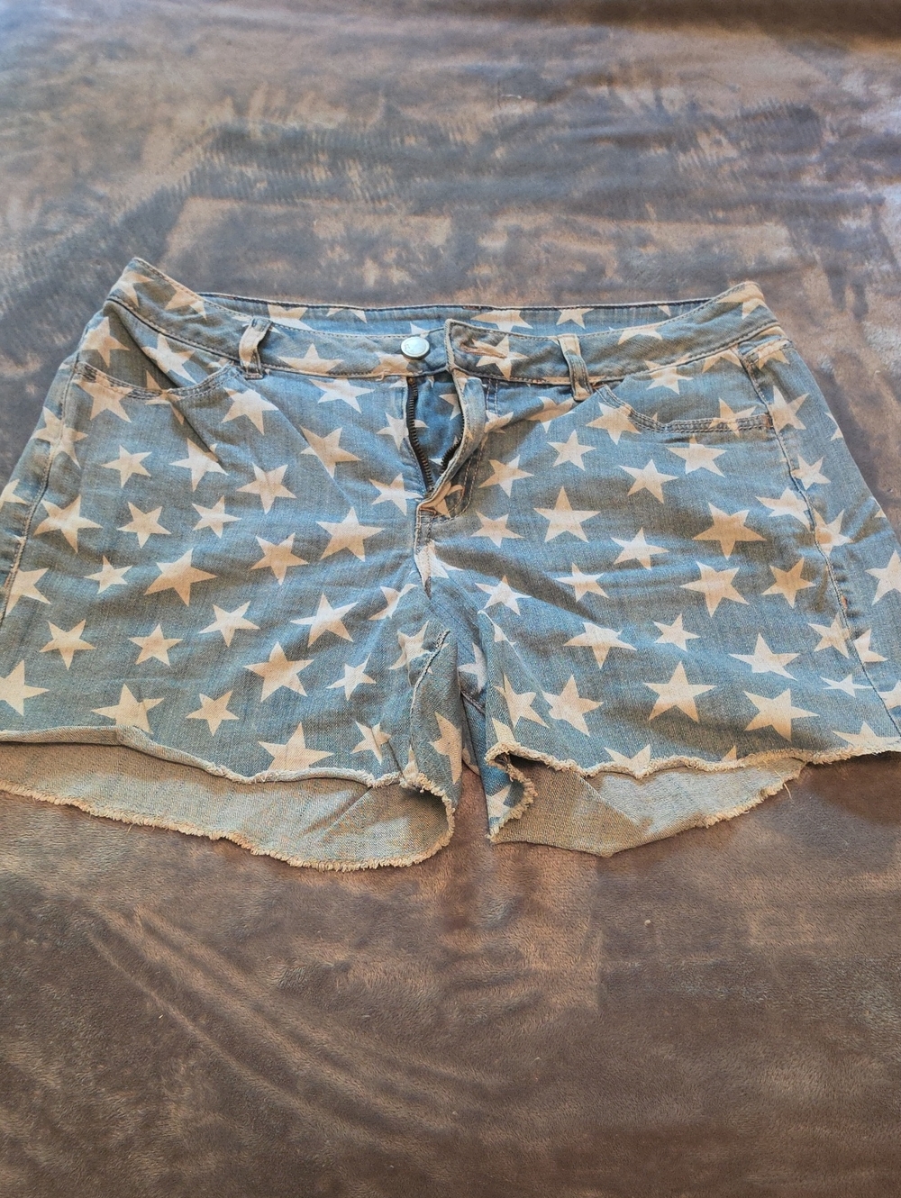 Lane Bryant Light Blue Star Print Denim Shorts